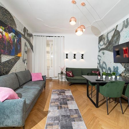 Central Stephansdom Apartment I Netflix I Self Check In Viyana Dış mekan fotoğraf